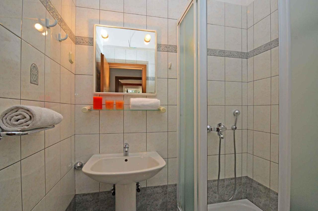 Apartment Rabac 10 Exteriör bild